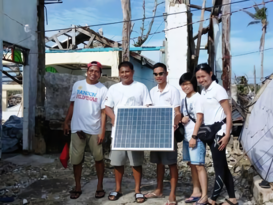 Picture – Manicani Island Disaster Relief 2x